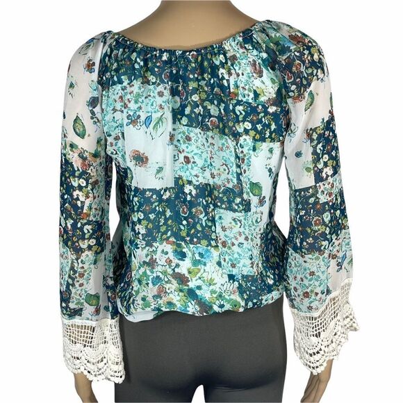 Beautees Blue and Green Floral Blouse laced Wrist - Picture 5 of 15